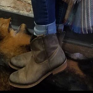 Liberty Black Brown Booties Size 9